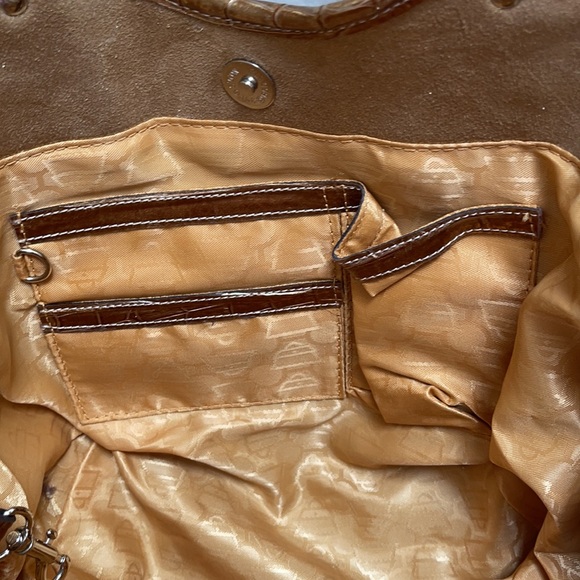 NEW Kathy Van Zeeland Purse. Color is gold/bronze - Picture 5 of 11